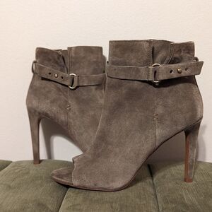 BCBGeneration Cassia Peep Toe Olive Gray Suede Booties 9